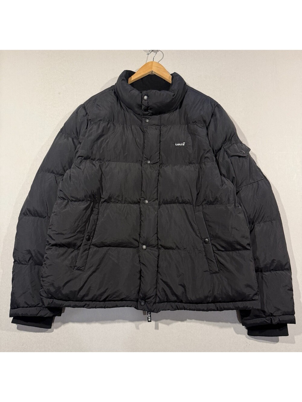 Levi's Black Puffer Jacket Size XL Down Puffy Winter Coat Spellout Men’s